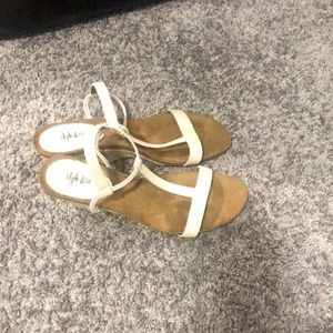 Style & Co canvas wedge sandals T strap NWOT size 11 M